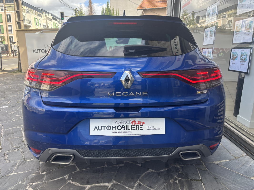 Renault Megane — 4