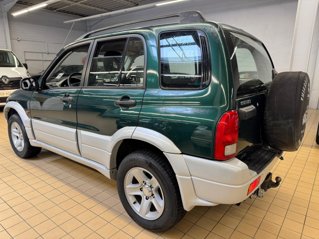 Suzuki Grand Vitara — 9