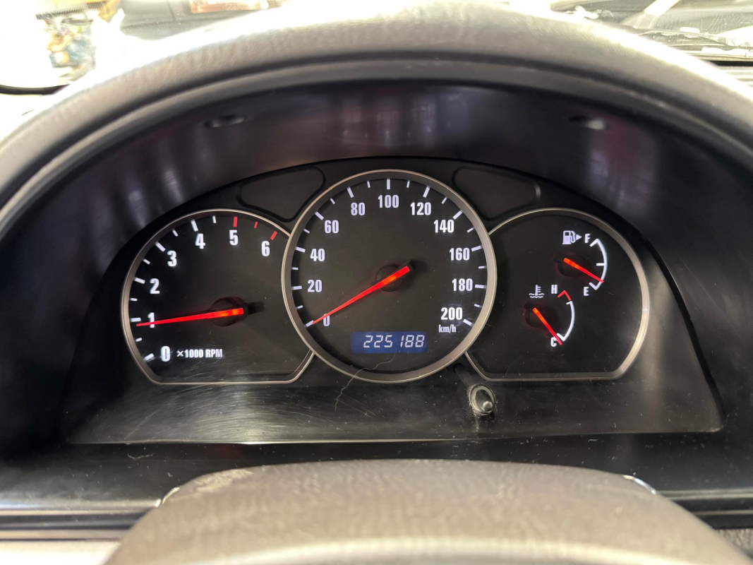 Suzuki Grand Vitara — 17