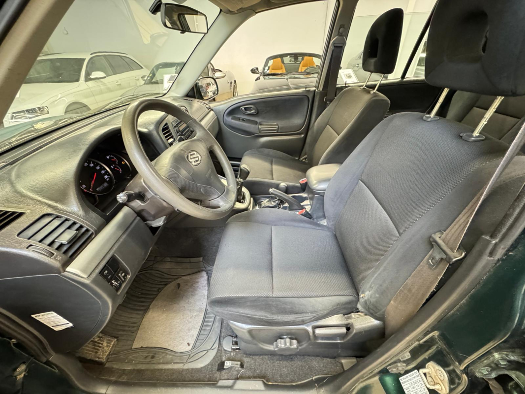 Suzuki Grand Vitara — 11