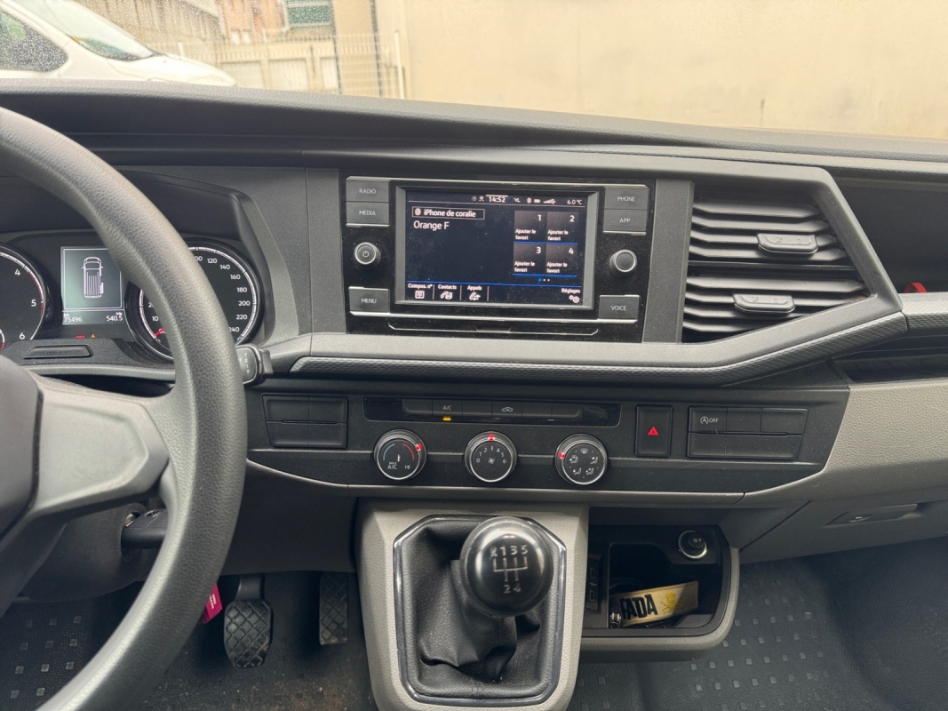 Volkswagen Transporter — 16