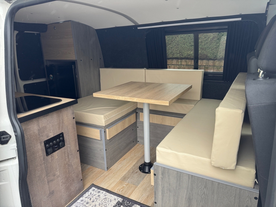 Volkswagen Transporter — 3