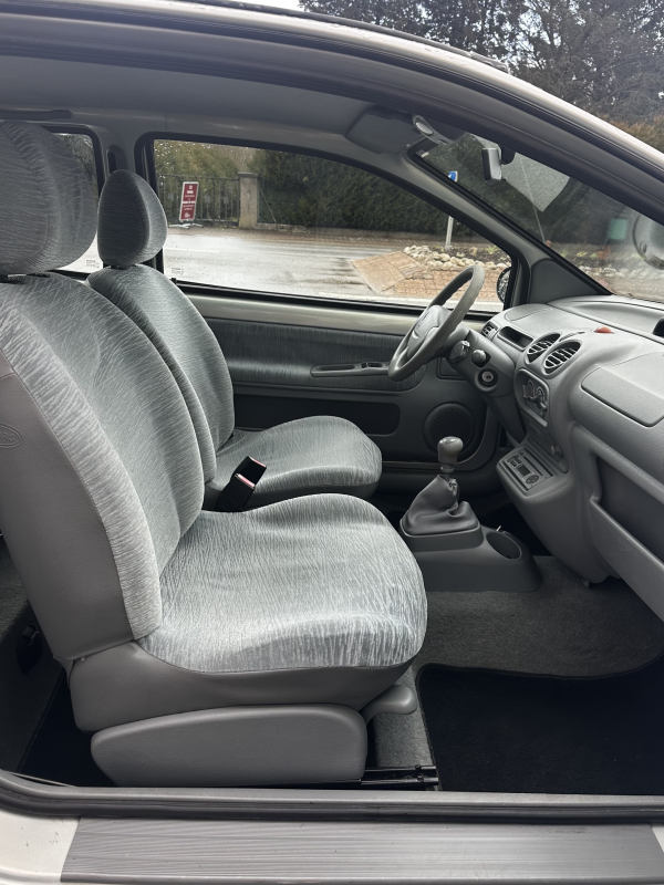 Renault Twingo — 14