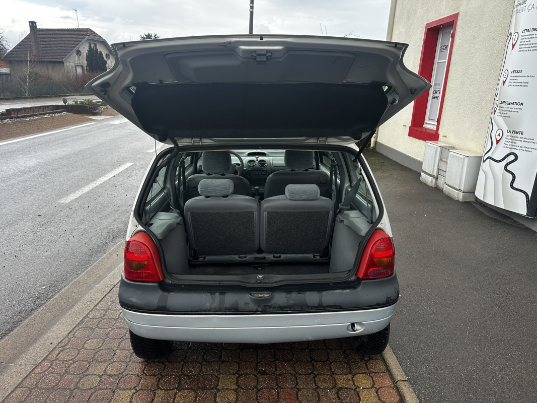 Renault Twingo — 18