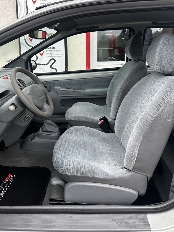 Renault Twingo — 10