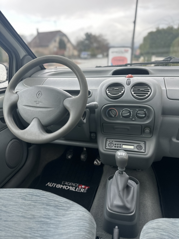 Renault Twingo — 28