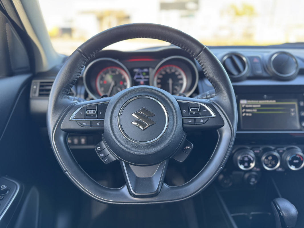 Suzuki Swift — 12