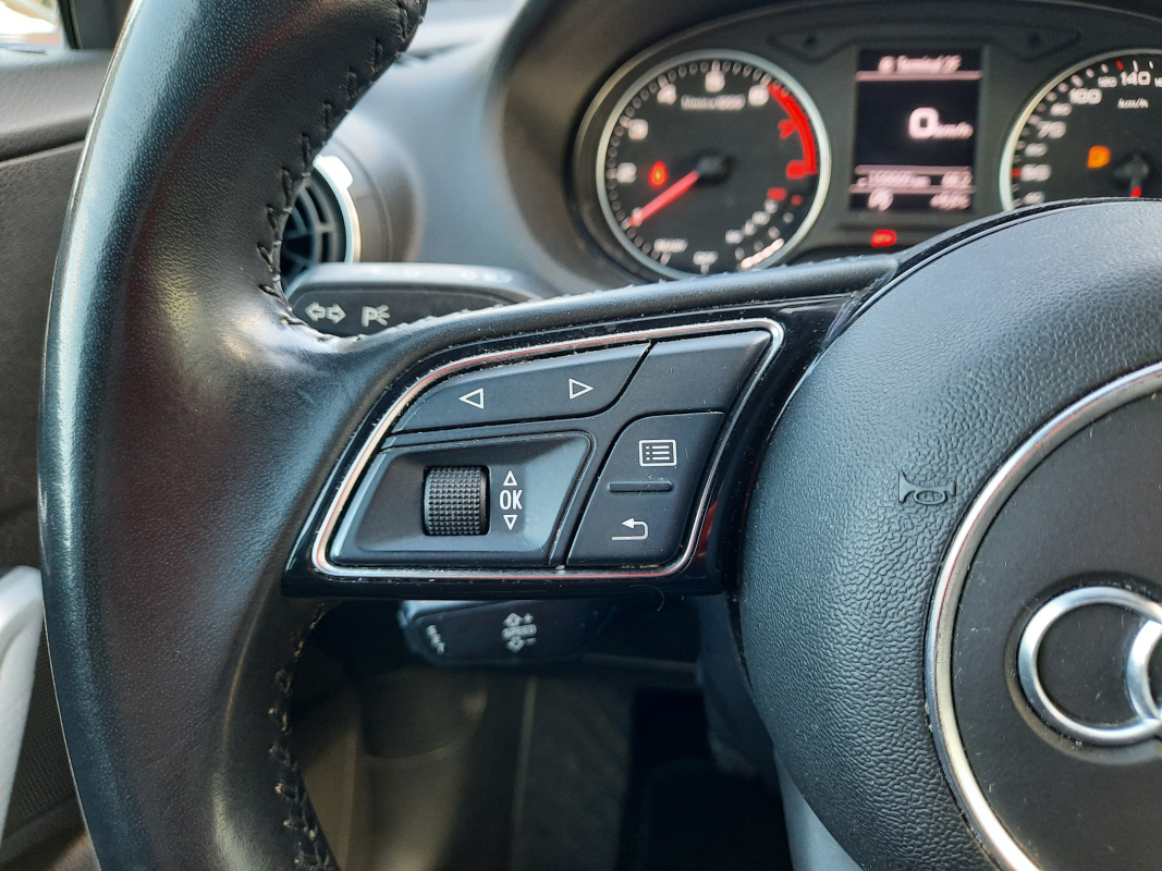 Audi Q2 — 12