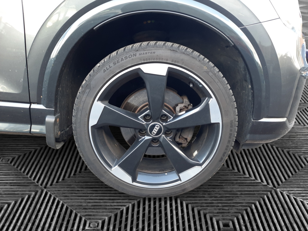 Audi Q2 — 30