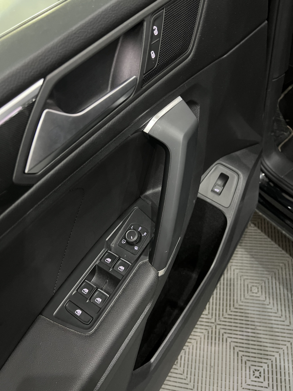 Volkswagen Tiguan Allspace — 36