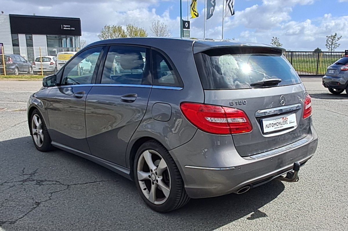 Mercedes Classe B — 7