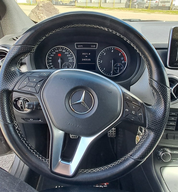 Mercedes Classe B — 13
