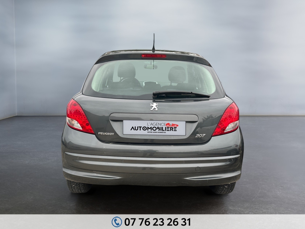 Peugeot 207 — 3