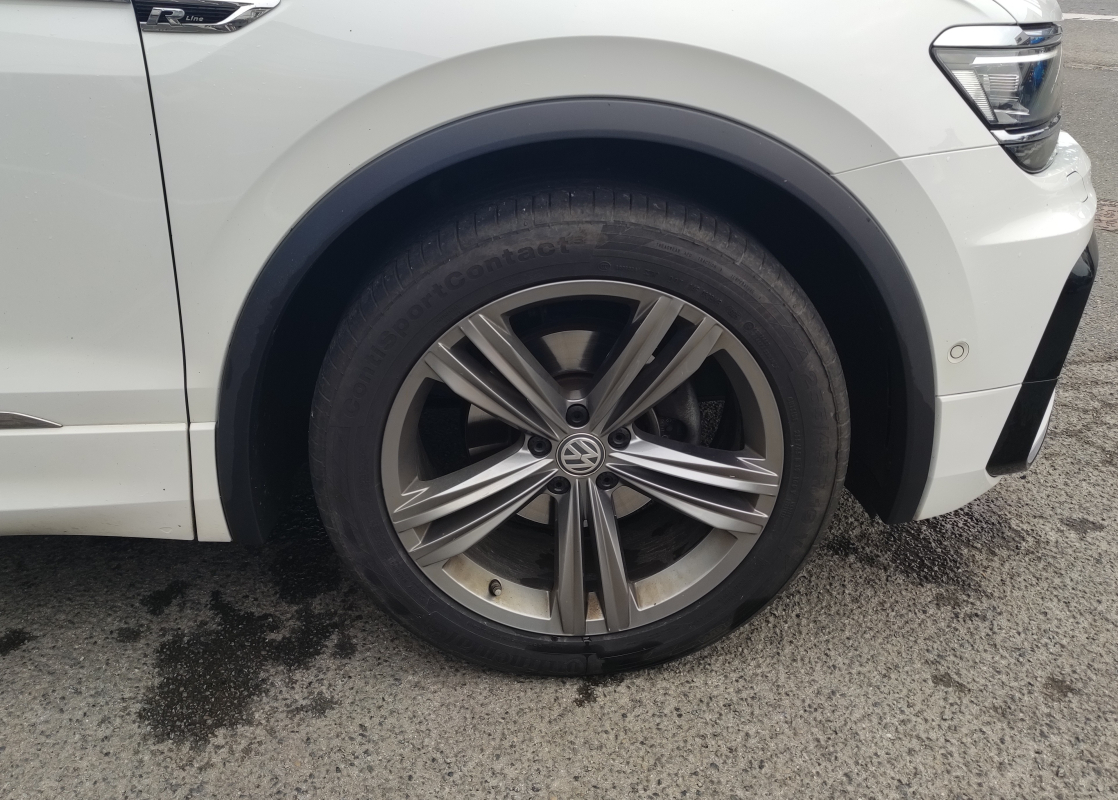 Volkswagen Tiguan — 30