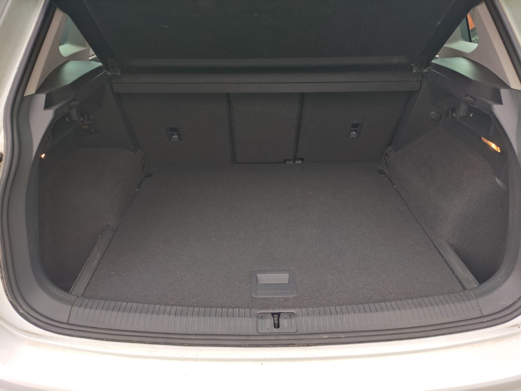 Volkswagen Tiguan — 21