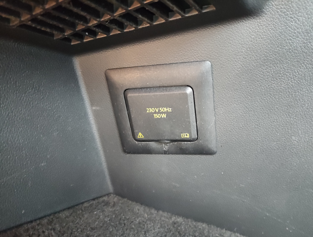Volkswagen Tiguan — 22