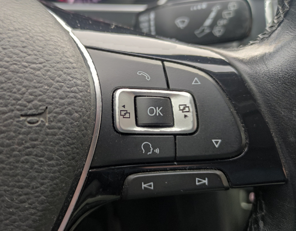 Volkswagen Tiguan — 26