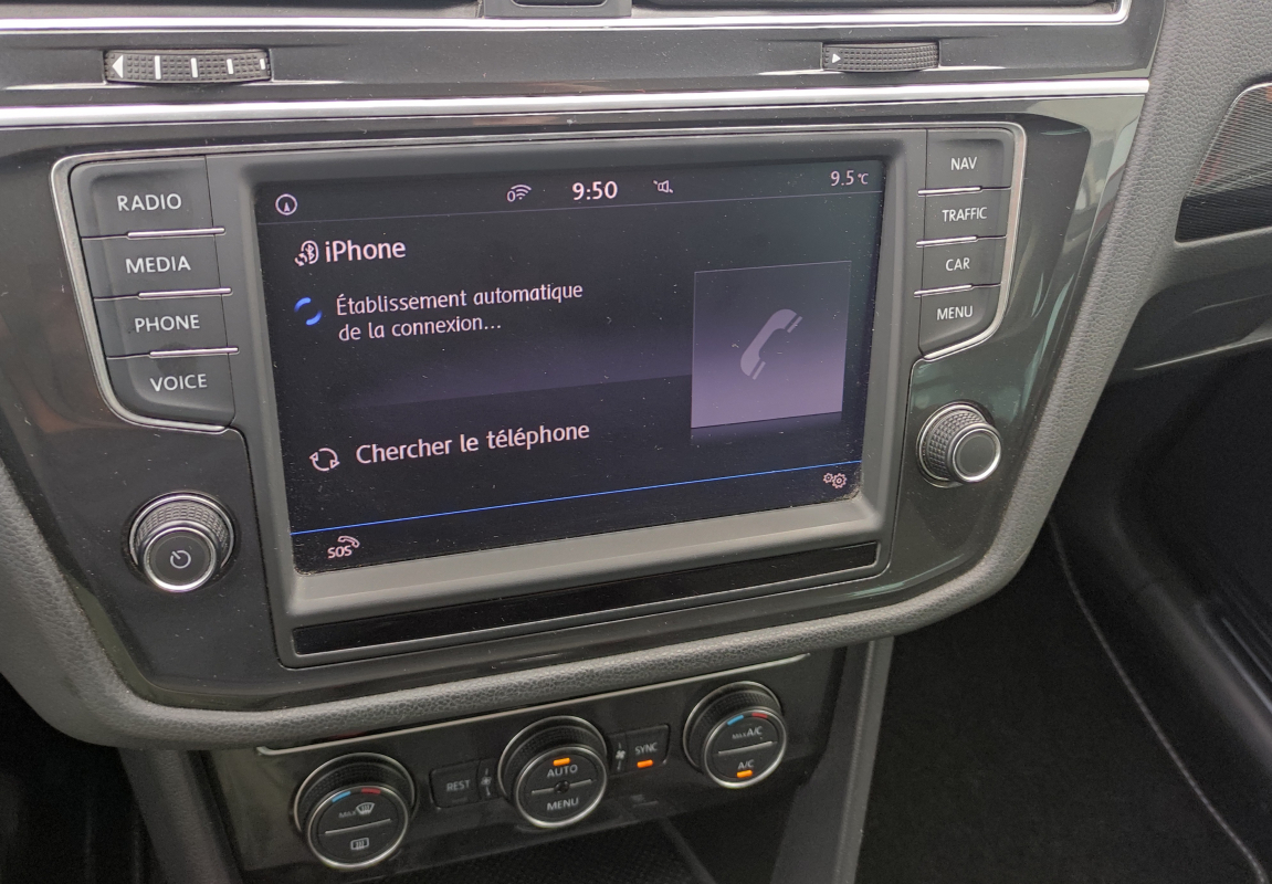 Volkswagen Tiguan — 15