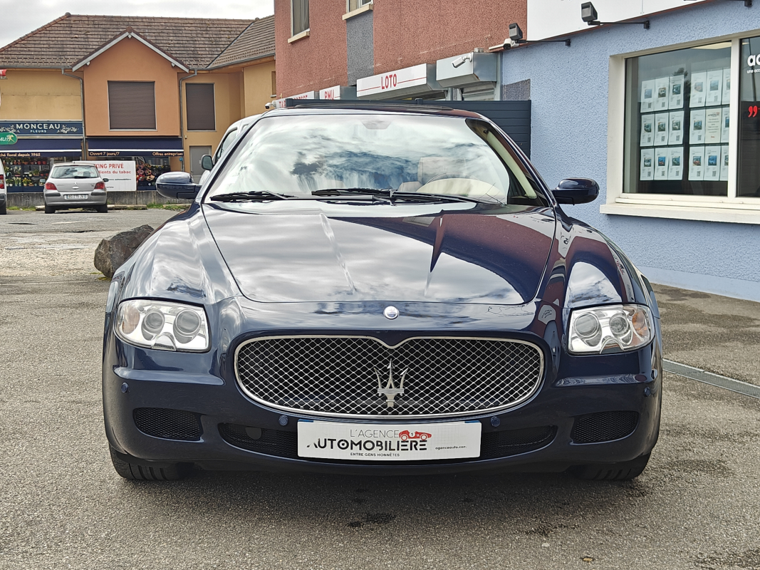 Maserati Quattroporte — 2