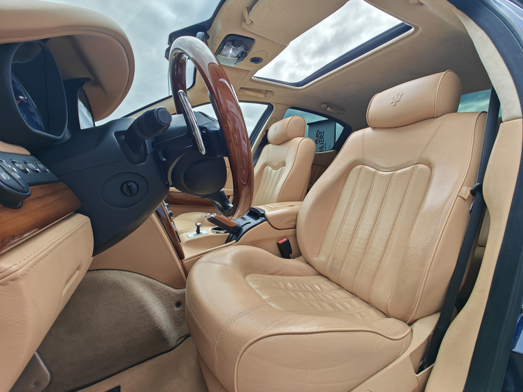 Maserati Quattroporte — 10