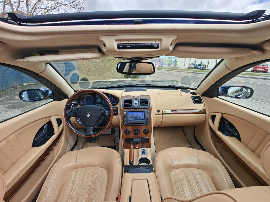 Maserati Quattroporte — 16