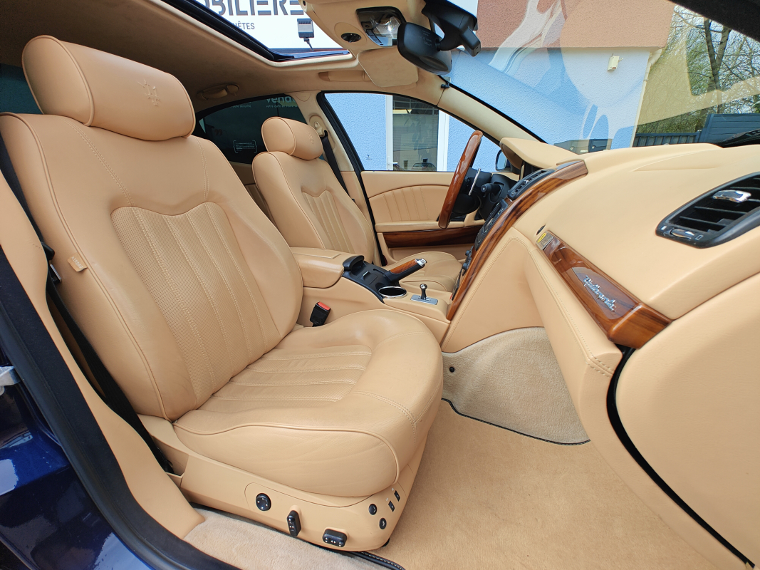 Maserati Quattroporte — 14