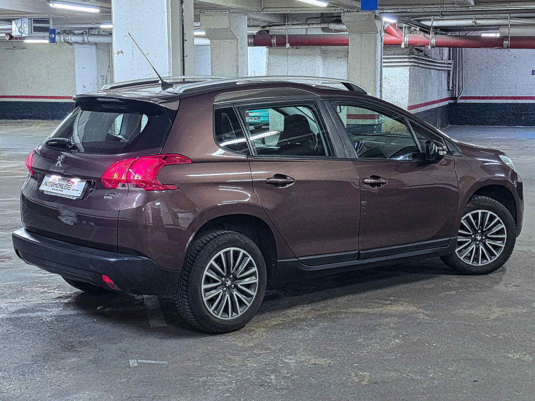 Peugeot 2008 — 14
