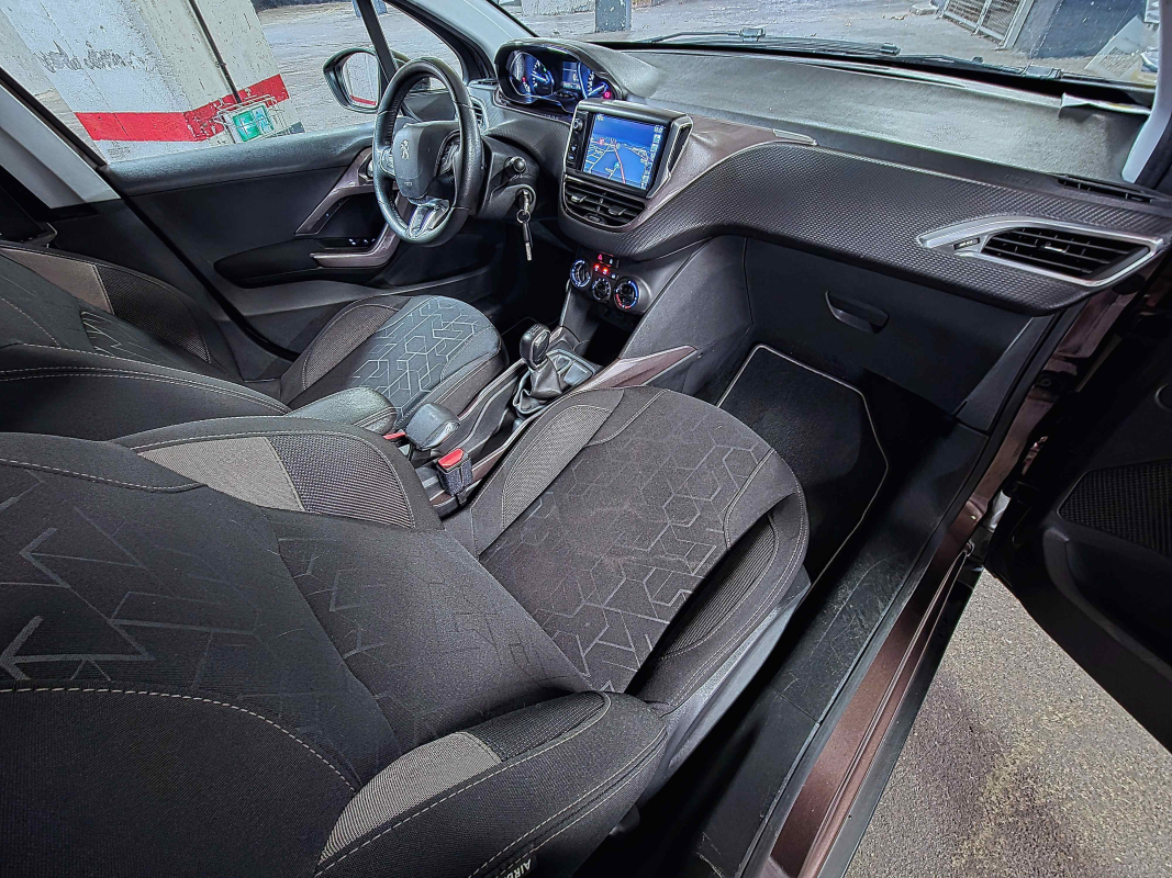 Peugeot 2008 — 26