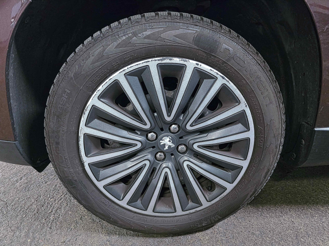 Peugeot 2008 — 35