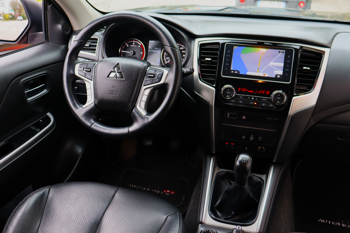Mitsubishi L200 — 18