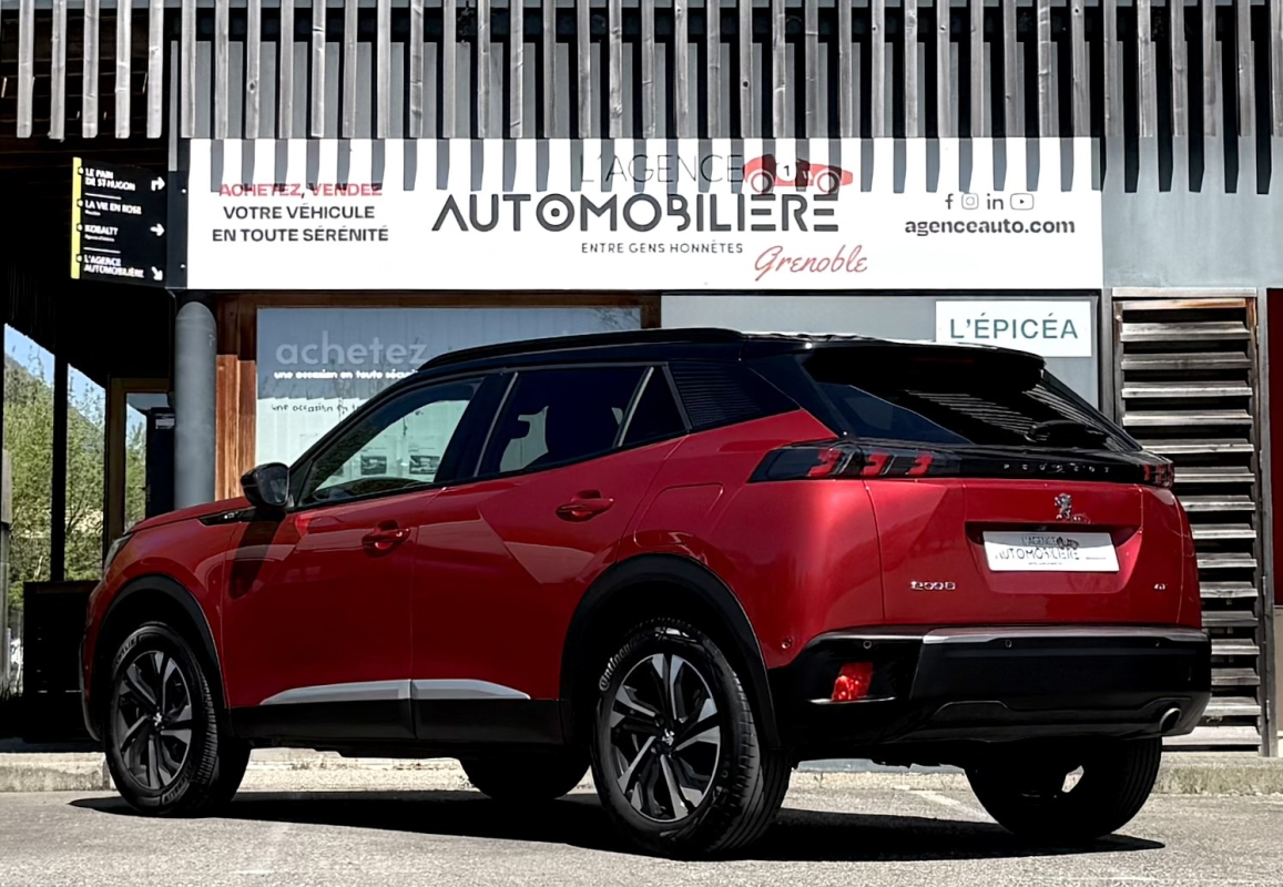 Peugeot 2008 — 3