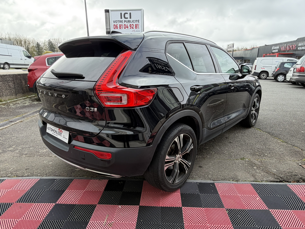 Volvo XC40 — 5
