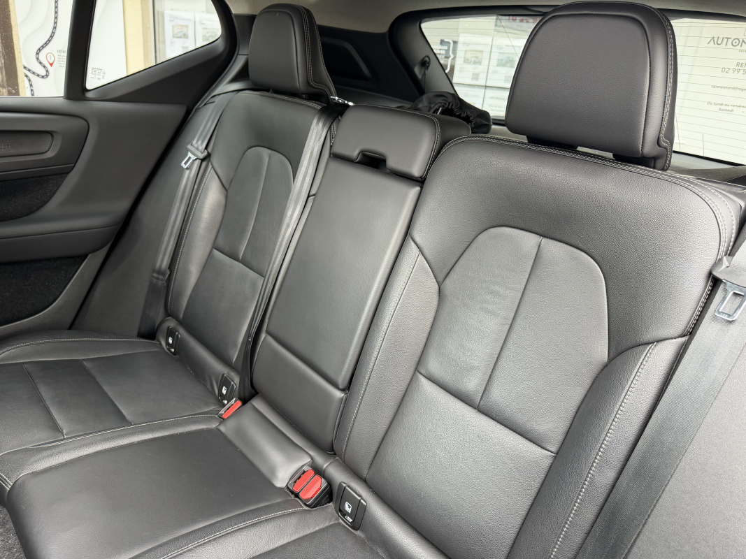 Volvo XC40 — 11