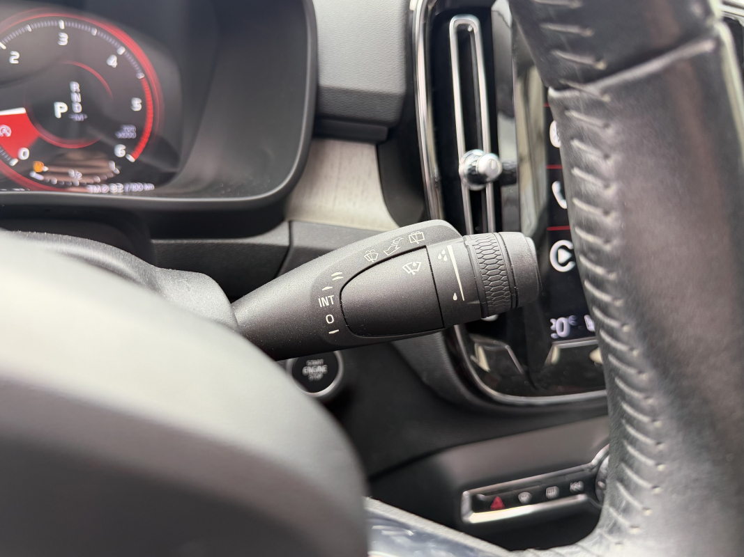 Volvo XC40 — 18