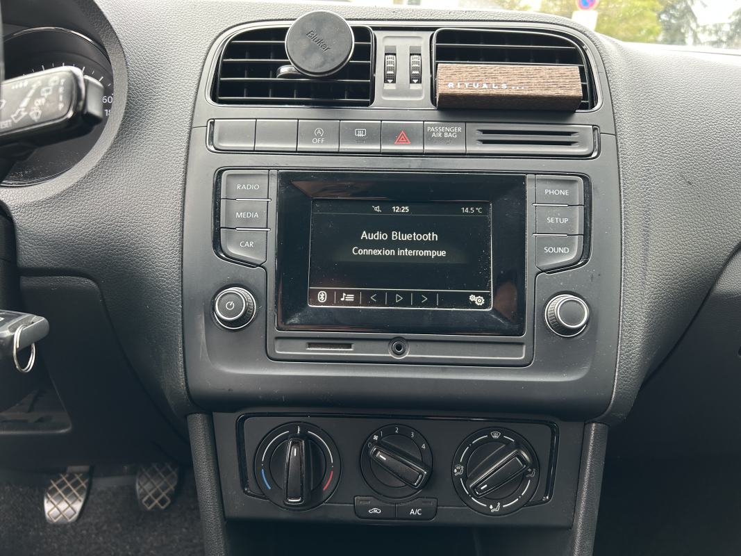 Volkswagen Polo — 16
