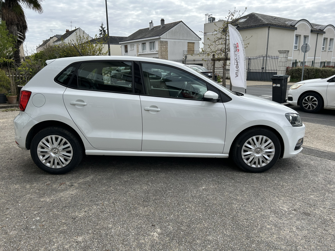 Volkswagen Polo — 4
