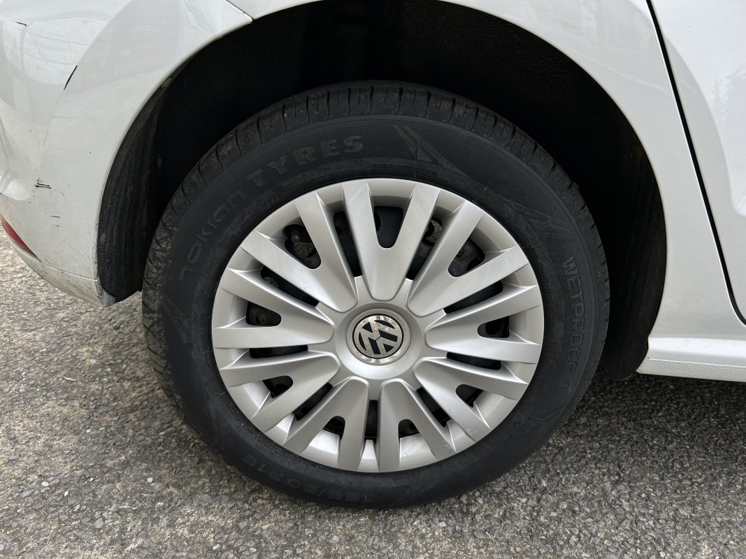 Volkswagen Polo — 20