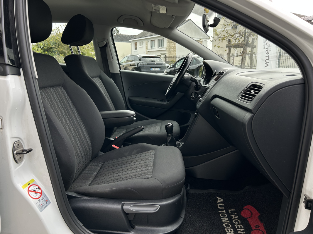Volkswagen Polo — 13