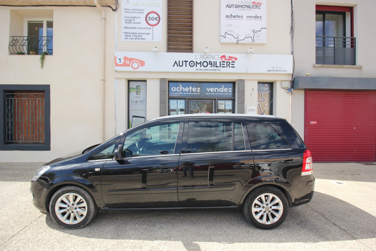 Opel Zafira — 2