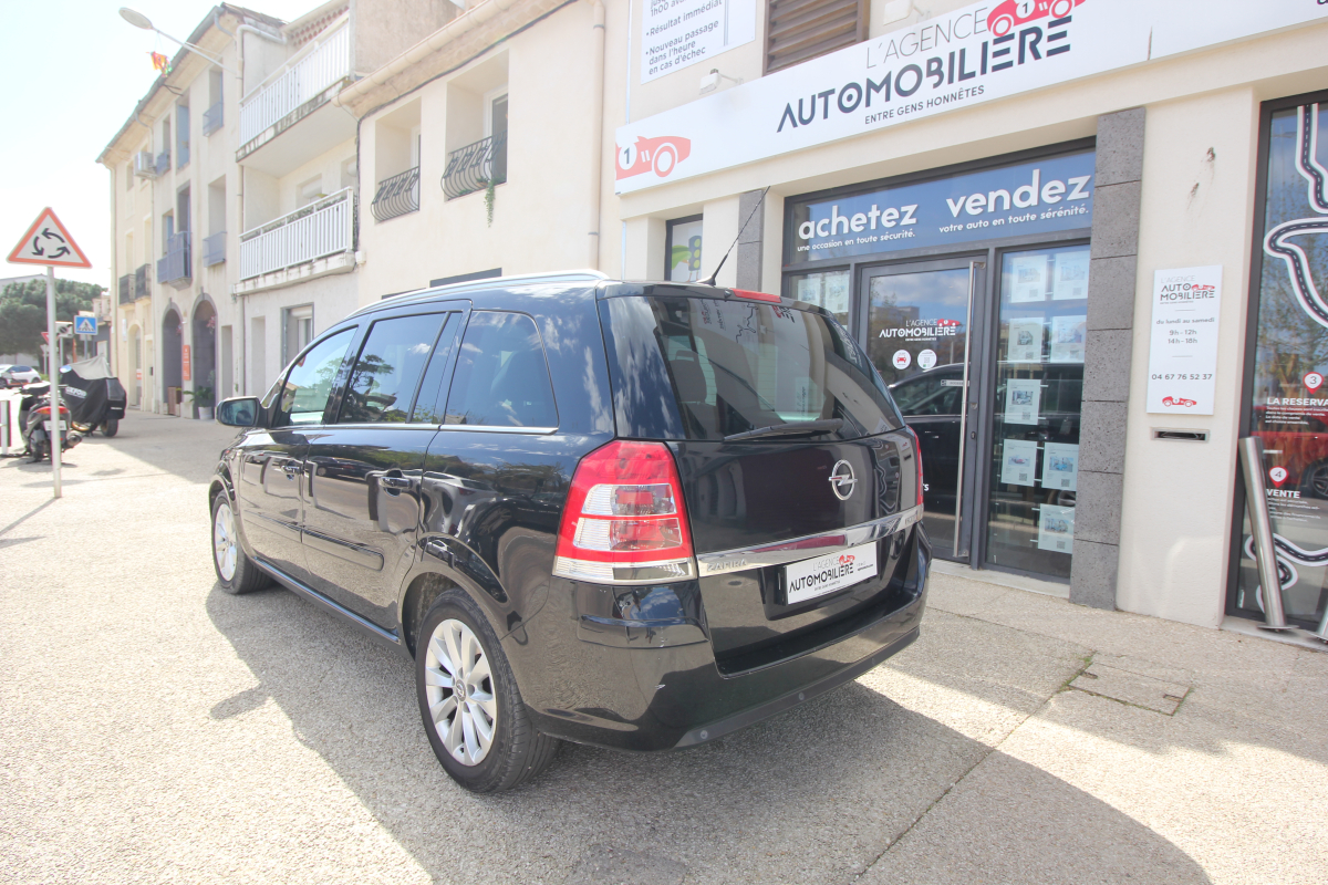 Opel Zafira — 3