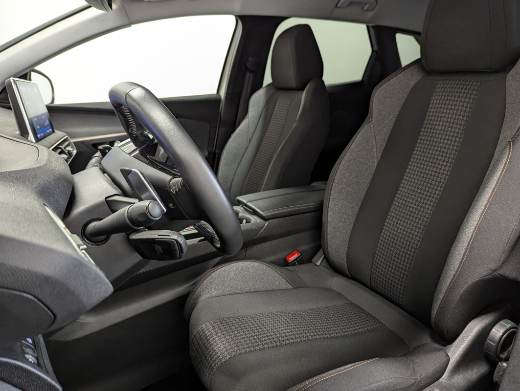 Peugeot 3008 — 13