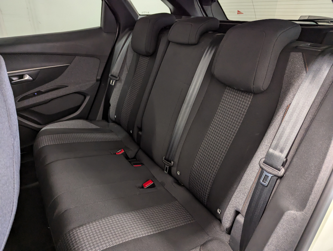 Peugeot 3008 — 14