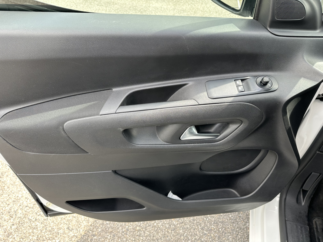 Opel Combo Life — 9
