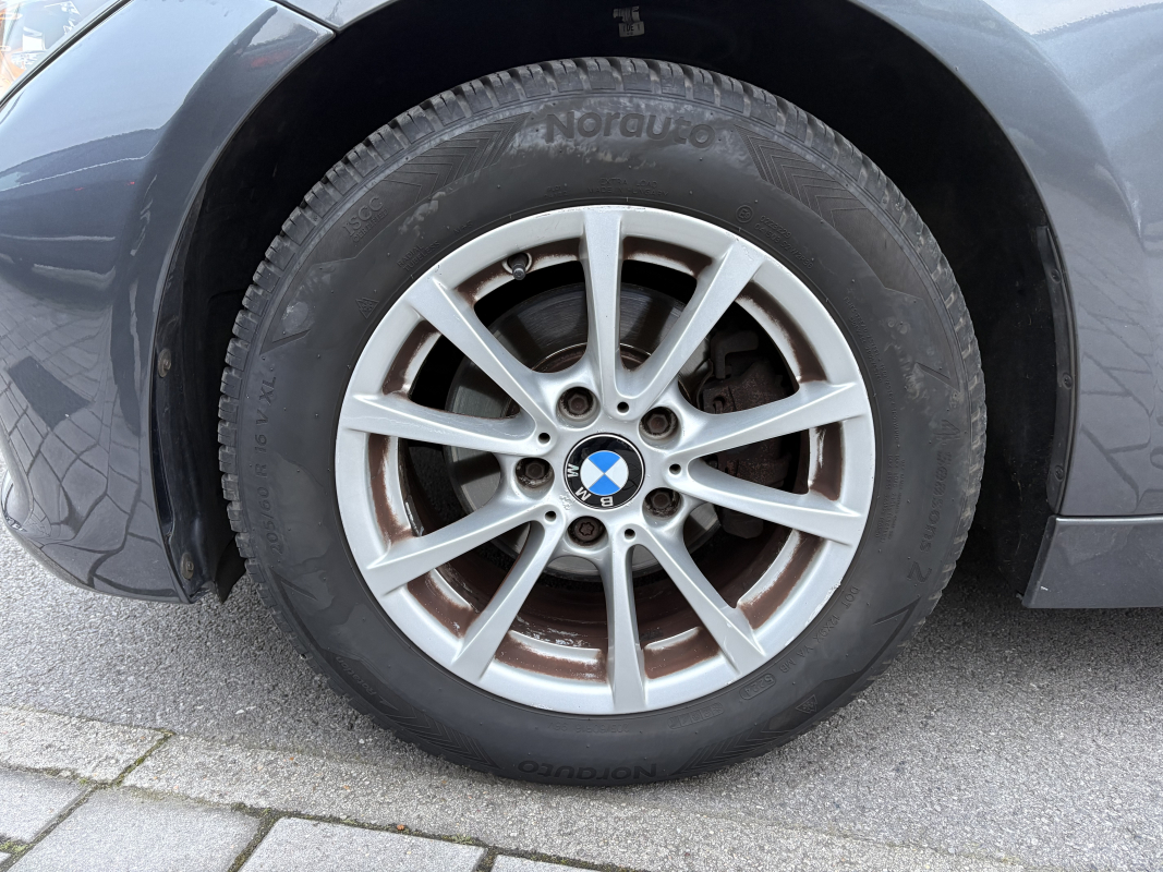 Bmw Bmw Serie 3 — 9