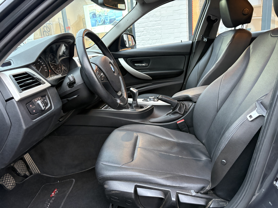 Bmw Bmw Serie 3 — 16