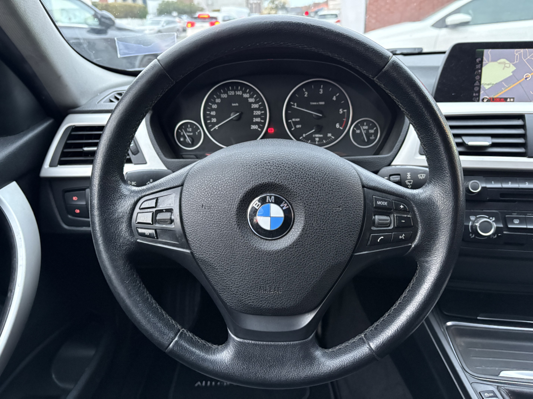 Bmw Bmw Serie 3 — 22