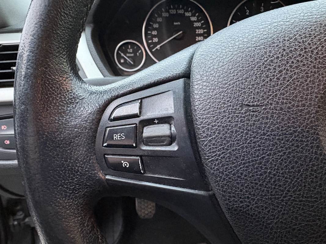 Bmw Bmw Serie 3 — 36