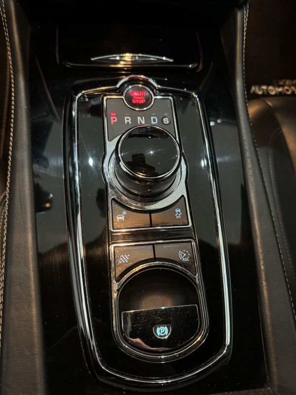 Jaguar XK — 30
