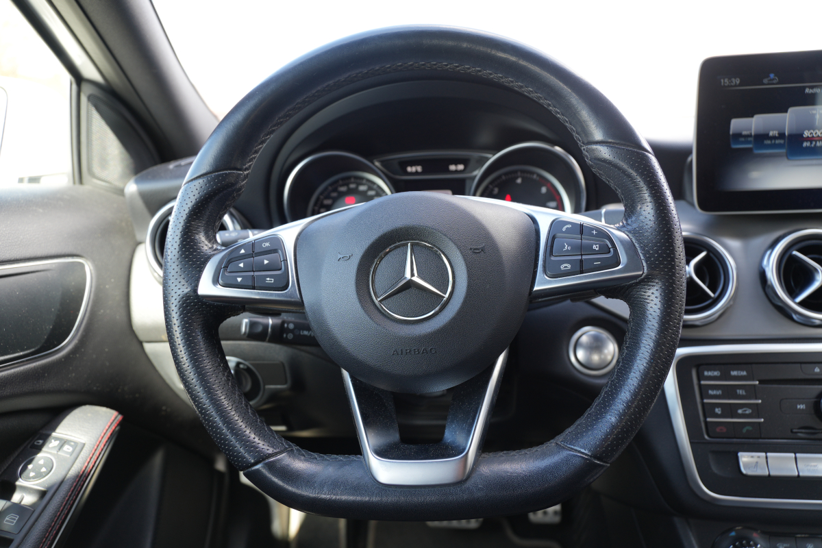 Mercedes Classe GLA — 12
