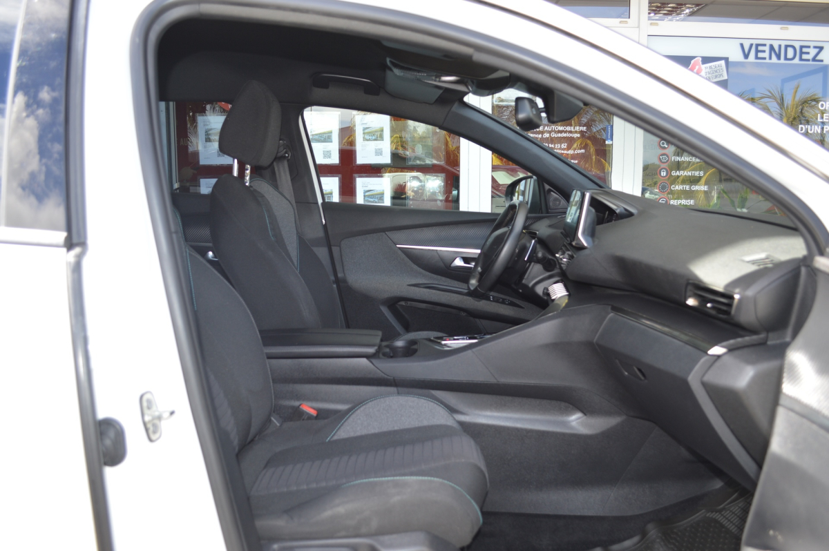 Peugeot 5008 — 10